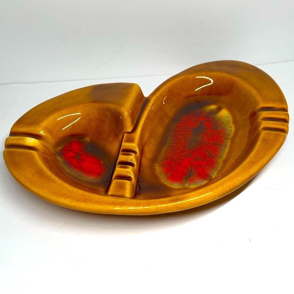 Vintage MCM Wade Of California Ceramic Boomerang Heart Ashtray Coin Trinket Tray